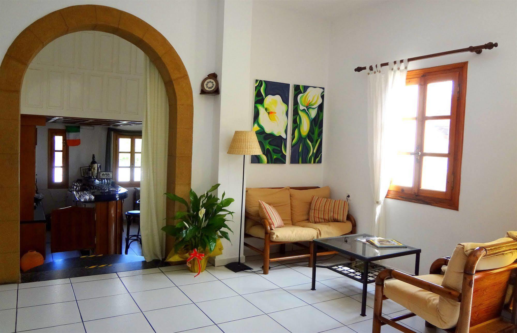 Blue Bay Hotel Скала Экстерьер фото